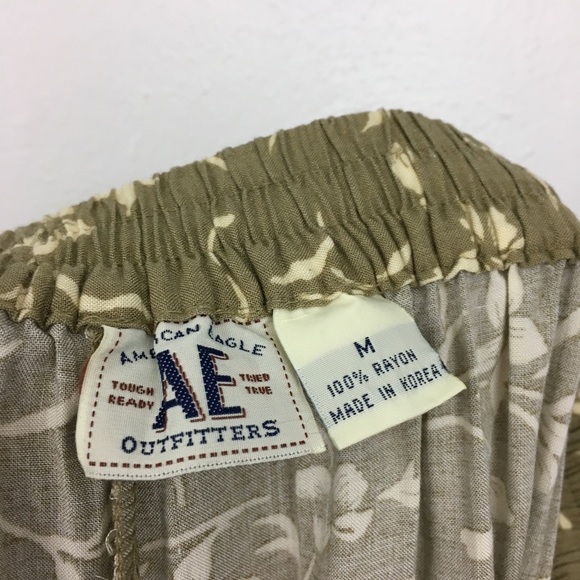 2/$20 American Eagle Outfitters Floral Pants - Picture 5 of 6